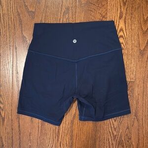 lululemon Align high rise shorts - 6”